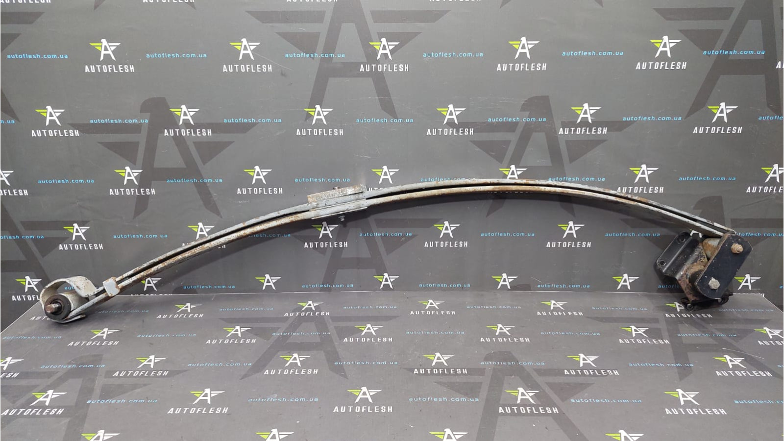 Рессора передняя A6673203202, A6683200402 Mercedes T2 609D Vario Rex бу